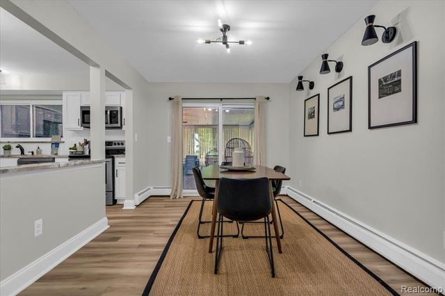 29994 Rambling Road, Southfield, MI 48076