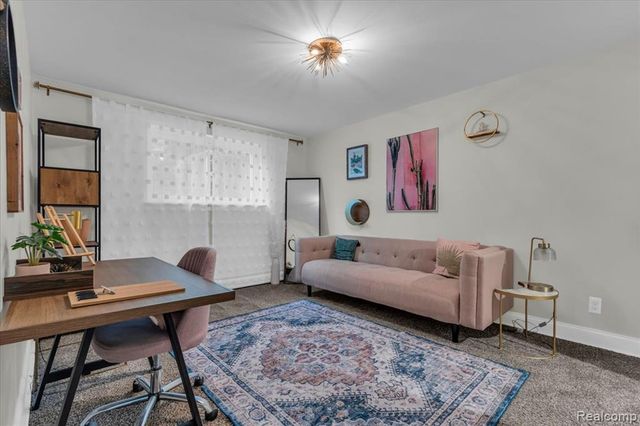 29994 Rambling Road, Southfield, MI 48076