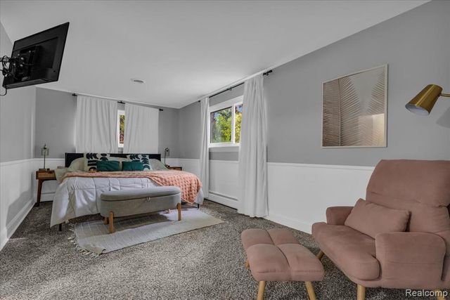 29994 Rambling Road, Southfield, MI 48076