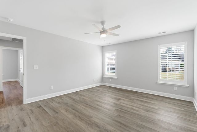 203 Silverbelle Blvd., Longs, SC 29568