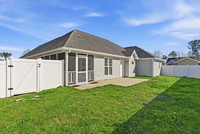 203 Silverbelle Blvd., Longs, SC 29568