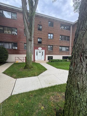 91 Tulip Avenue Juniper C2, Floral Park, NY 11001