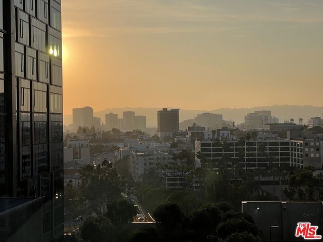 877 S Francisco Street 1220, Los Angeles, CA 90017