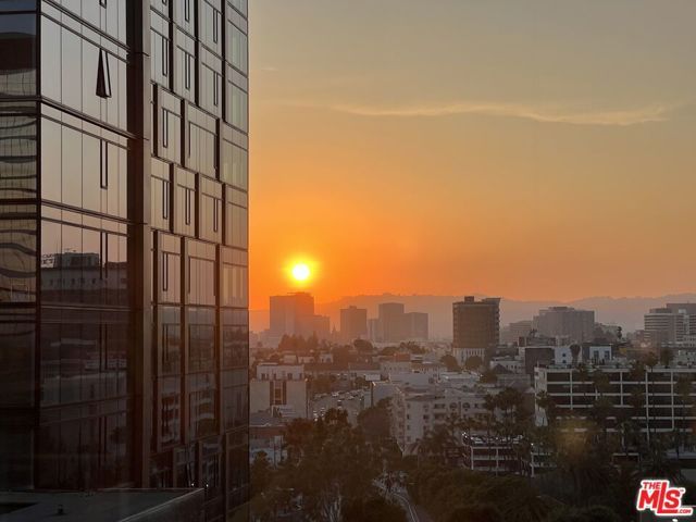 877 S Francisco Street 1220, Los Angeles, CA 90017