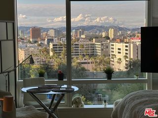 877 S Francisco Street 1220, Los Angeles, CA 90017