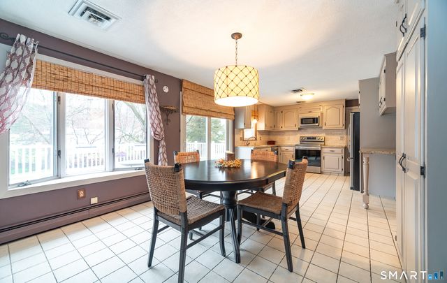 108 Wayne Lane, Meriden, CT 06450