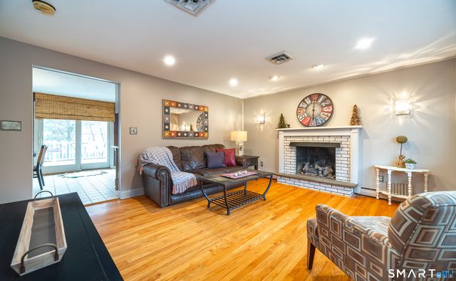 108 Wayne Lane, Meriden, CT 06450