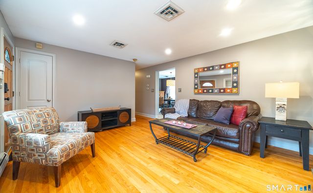 108 Wayne Lane, Meriden, CT 06450