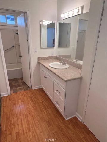 1720 Peyton 8, Burbank, CA 91504