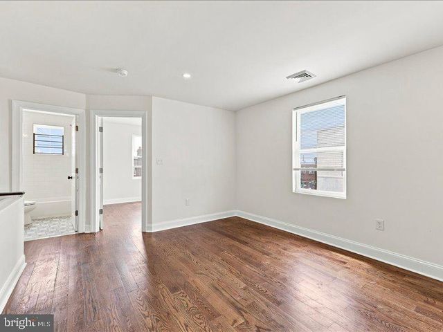 7134 GUYER AVE, Philadelphia, PA 19153