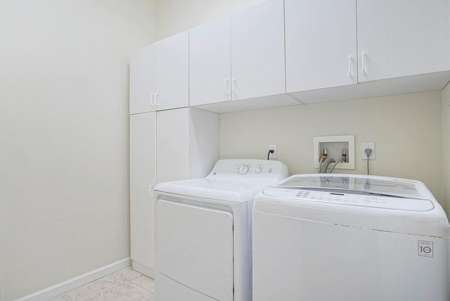 181 NW Magnolia Lakes Boulevard, Port St Lucie, FL 34986