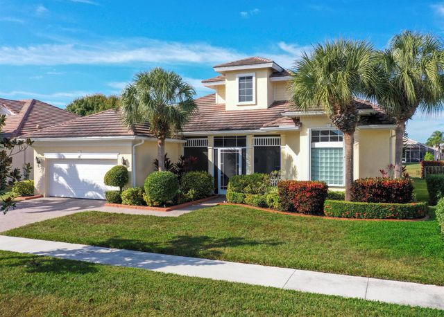 181 NW Magnolia Lakes Boulevard, Port St Lucie, FL 34986