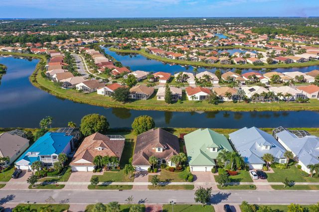 181 NW Magnolia Lakes Boulevard, Port St Lucie, FL 34986