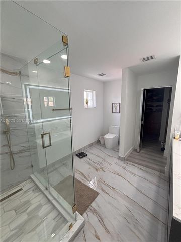 1114 Tupelo Way, Weston, FL 33327
