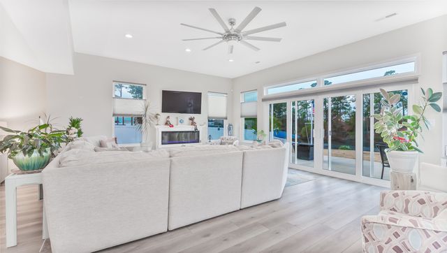 259 Pilot House Dr., Myrtle Beach, SC 29577