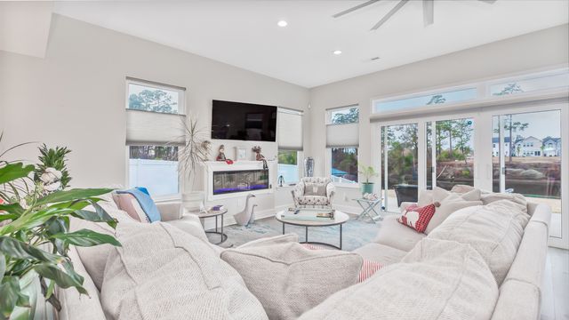 259 Pilot House Dr., Myrtle Beach, SC 29577