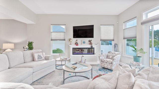 259 Pilot House Dr., Myrtle Beach, SC 29577