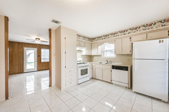 4151 Alecia Drive, Pasadena, TX 77503