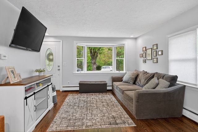 31 Mount View Dr., Clinton, MA 01510