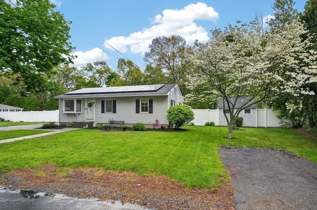 31 Mount View Dr., Clinton, MA 01510