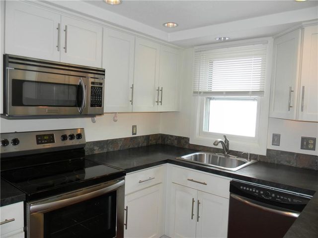 152 Elmgrove Avenue, Providence, RI 02906