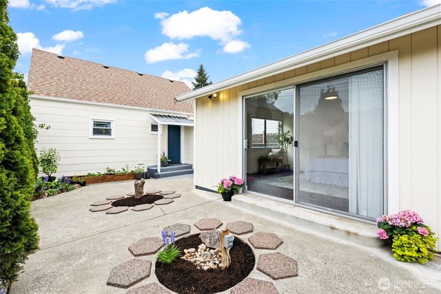 4215 N 27th Street, Tacoma, WA 98407