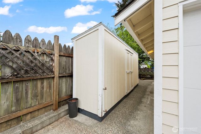 4215 N 27th Street, Tacoma, WA 98407