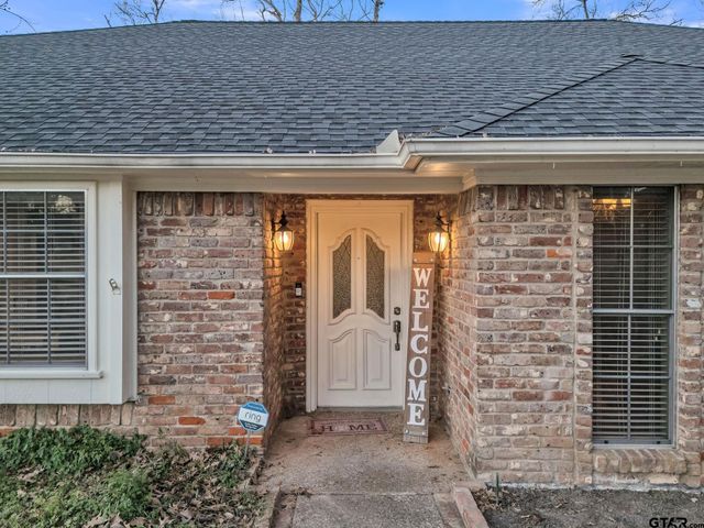 1816 Chipco Dr, Tyler, TX 75703