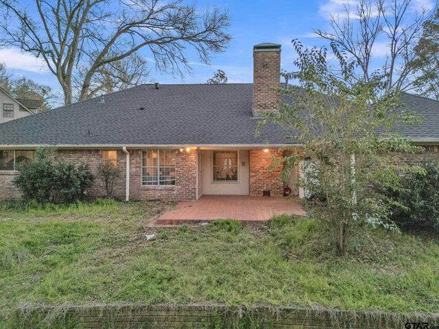 1816 Chipco Dr, Tyler, TX 75703