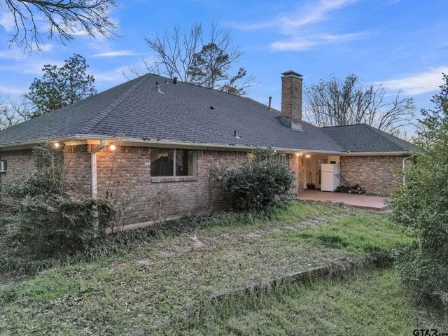 1816 Chipco Dr, Tyler, TX 75703