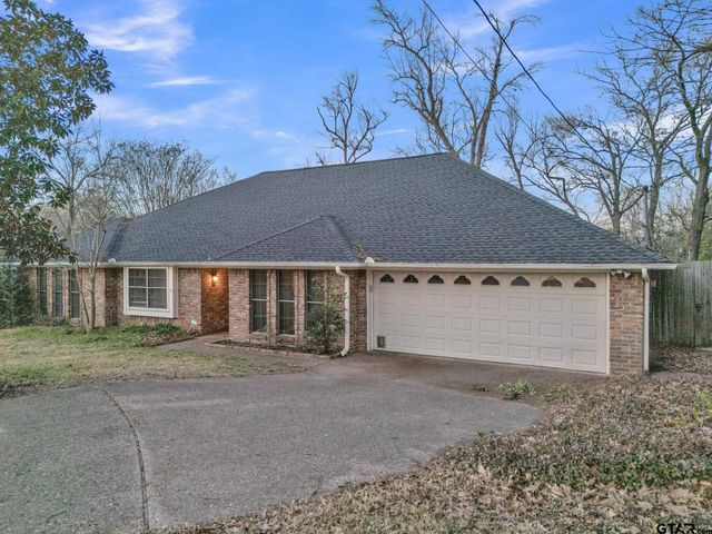 1816 Chipco Dr, Tyler, TX 75703