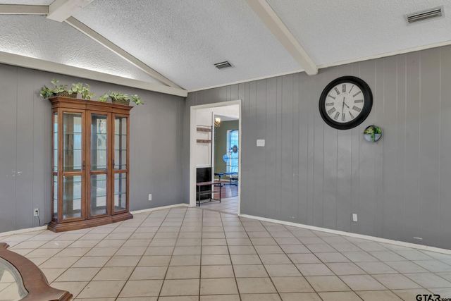 1816 Chipco Dr, Tyler, TX 75703