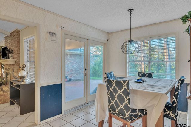 1816 Chipco Dr, Tyler, TX 75703