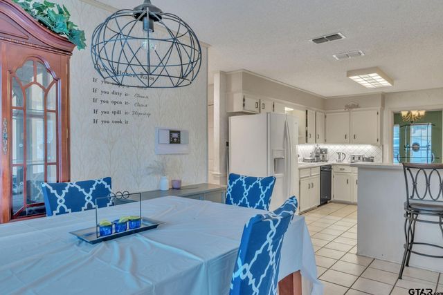 1816 Chipco Dr, Tyler, TX 75703