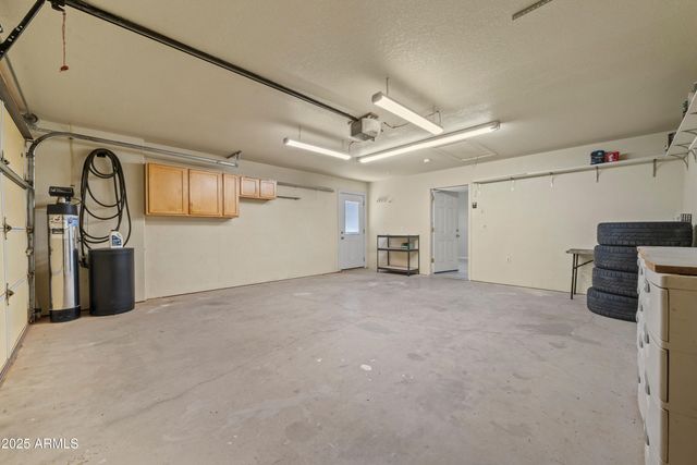 8547 W MAGNUM Drive, Arizona City, AZ 85123