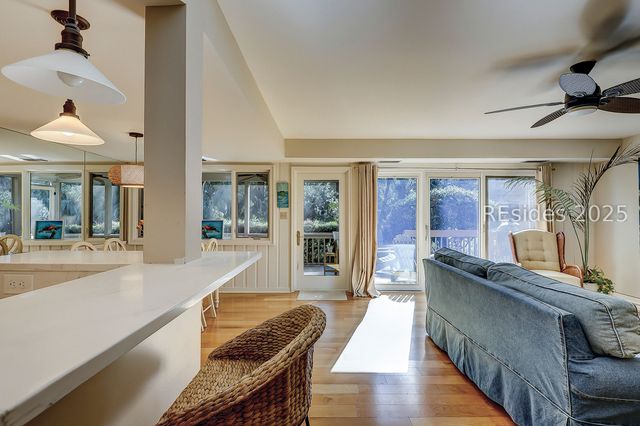 225 S Sea Pines Dr Apt 1406, Hilton Head Island, SC 29928