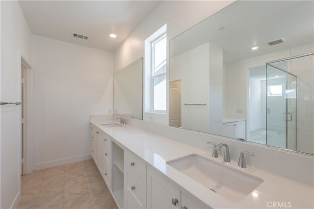 363 Proctor, Irvine, CA 92618