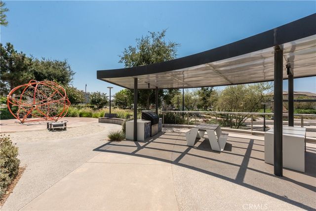 363 Proctor, Irvine, CA 92618