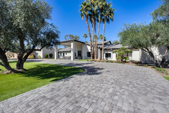 8436 E ASTER Drive, Scottsdale, AZ 85260