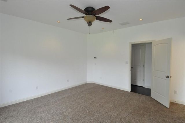 3323 Pine Needle CIR, Round Rock, TX 78681