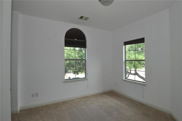 3323 Pine Needle CIR, Round Rock, TX 78681