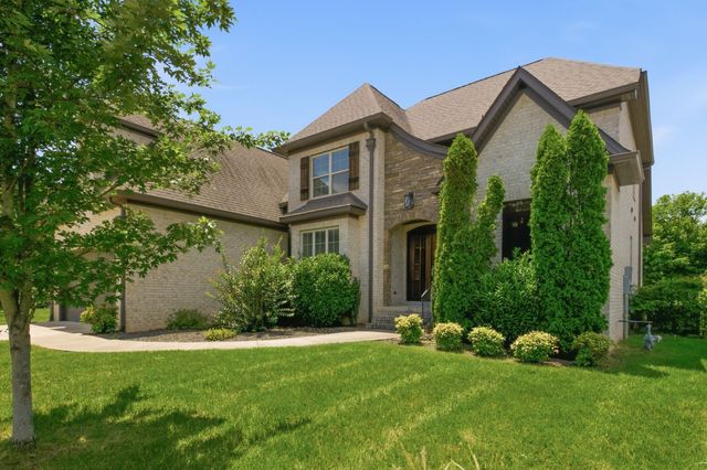 3033 Elkhorn Pl, Spring Hill, TN 37174