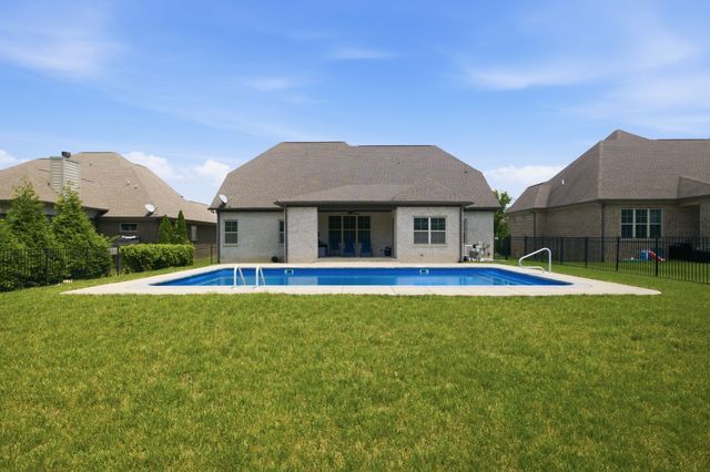 3033 Elkhorn Pl, Spring Hill, TN 37174