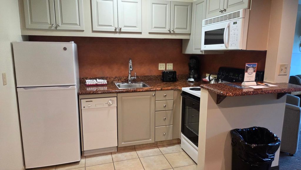 90 Loon Mountain Road # 1325D, Lincoln, NH 03251