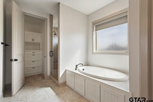 20246 Deer Hollow Dr, Bullard, TX 75757