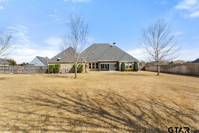 20246 Deer Hollow Dr, Bullard, TX 75757