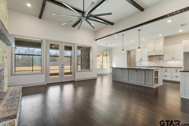 20246 Deer Hollow Dr, Bullard, TX 75757