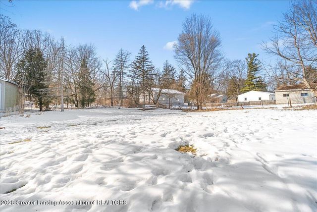 2245 Main Street, Holt, MI 48842