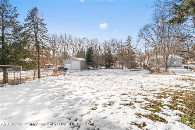 2245 Main Street, Holt, MI 48842