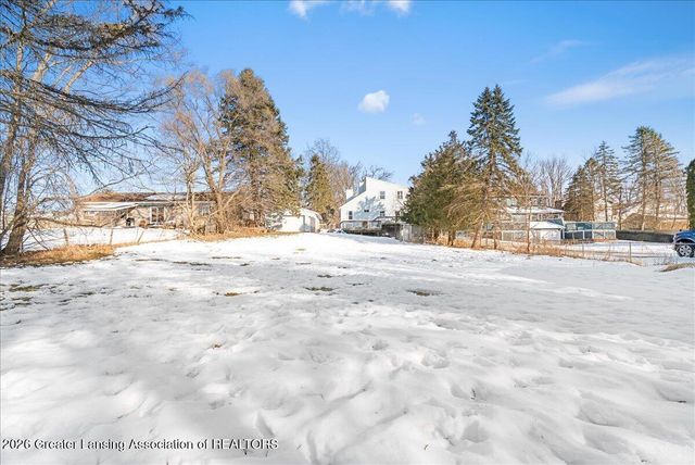 2245 Main Street, Holt, MI 48842